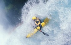 九游体育|成体李晨赛后哽咽谈阵容残缺，完整出战是我们未竟的梦想