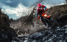 九游体育下载|库里狂轰50分创赛季新高，勇士力克太阳终结三连败