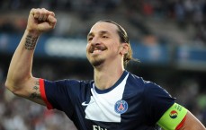 九游体育|足球经营新典范，法兰克福与布莱顿领跑全球转会盈利榜，数据揭示俱乐部运营智慧