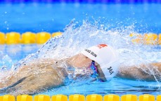 九游体育-詹姆斯率队逆转取胜，生涯总得分再创新高