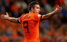 九游体育官网|中超联赛激战正酣，争冠保级悬念迭起