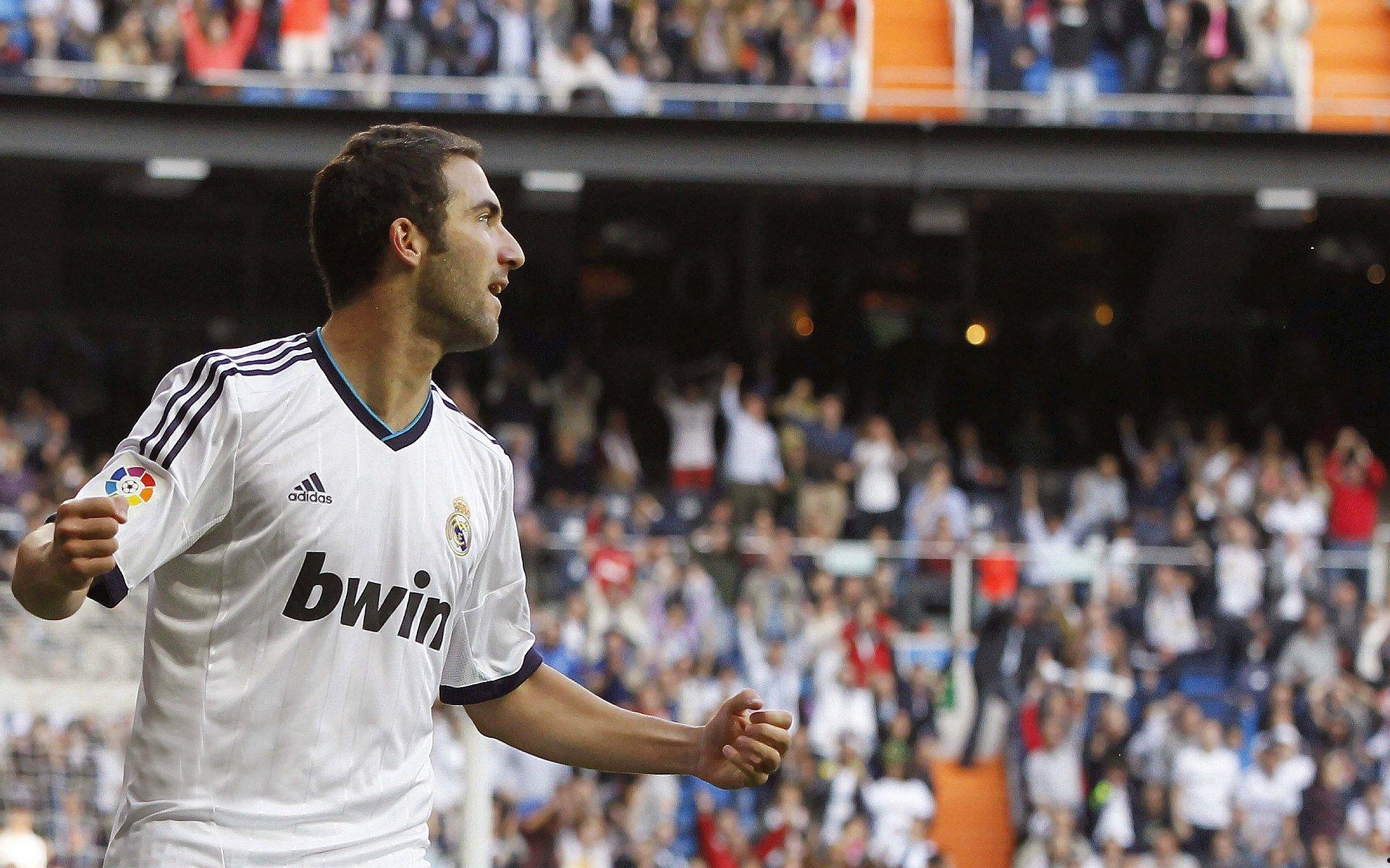 极限运动热潮席卷全球,运动员挑战人类体能新巅峰